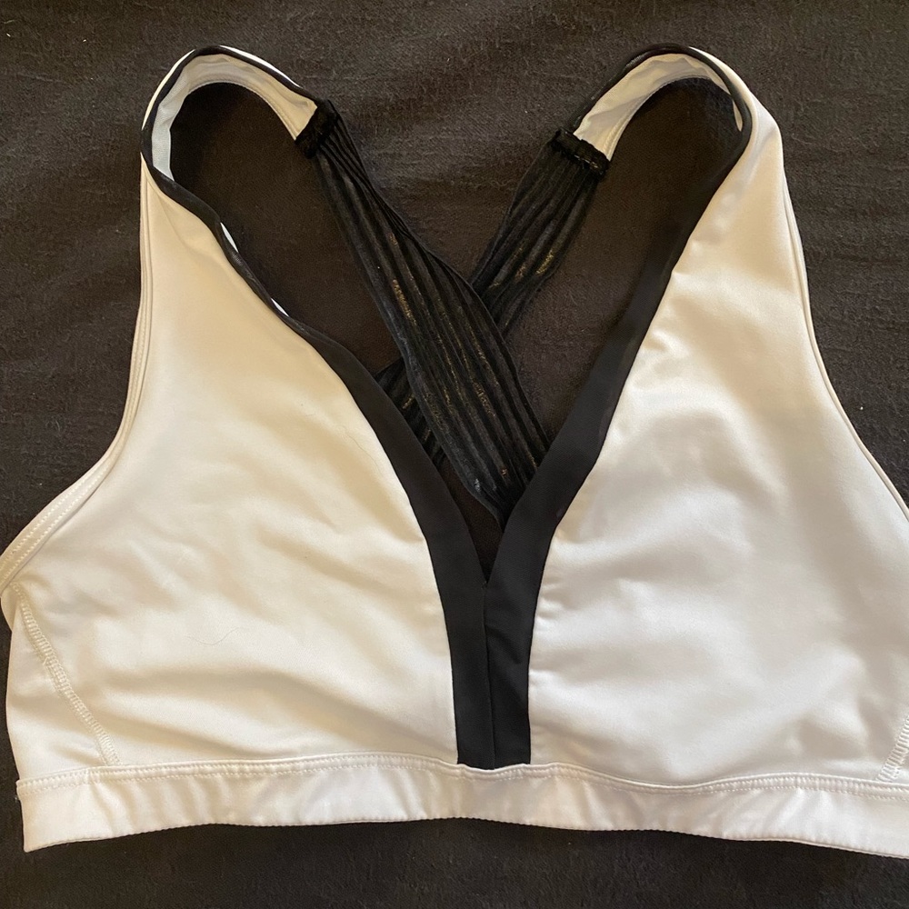 Victoria Secret Sports Bra